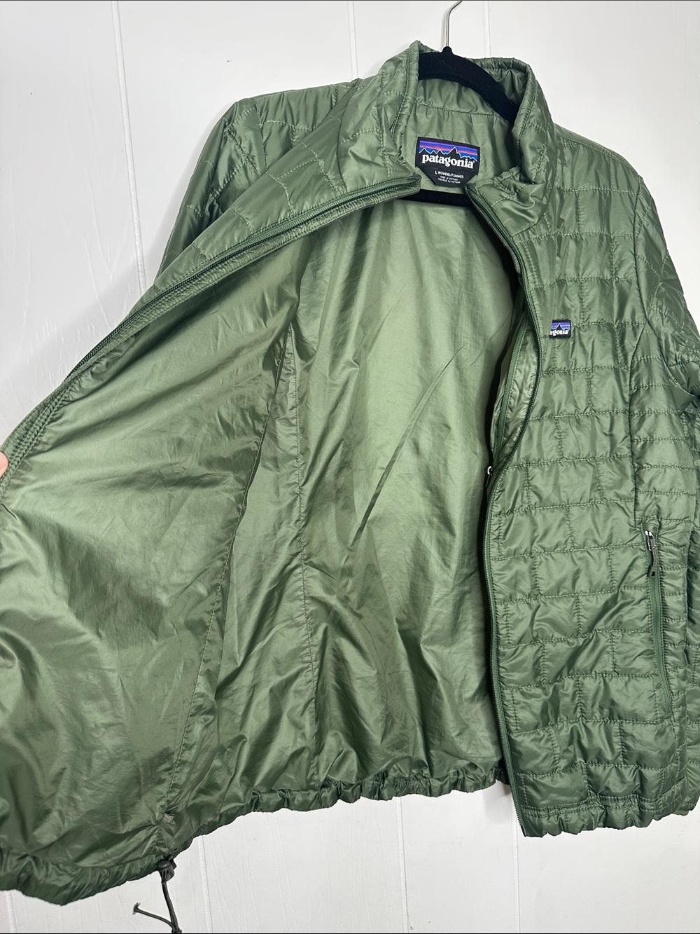 Patagonia Olive Quilted Lightweight Women's Puffer Jacket - Picture 11 of 14